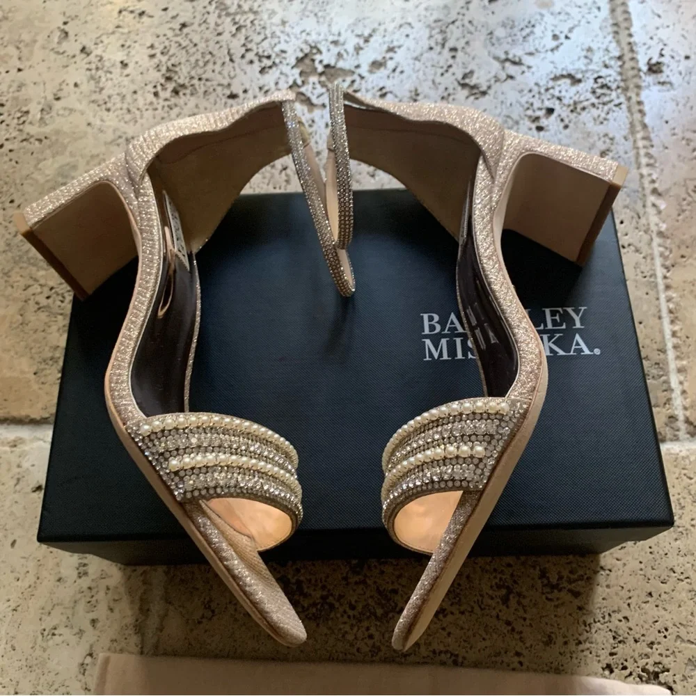 Badgley Mischka Kameryn Pale Gold Sandal Heel 9.5 Block